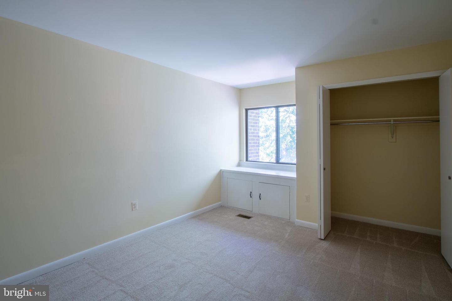 2029 WETHERSFIELD CT, RESTON, Virginia 20191, 4 Bedrooms Bedrooms, ,3 BathroomsBathrooms,Residential,For sale,2029 WETHERSFIELD CT,VAFX2266136 MLS # VAFX2266136