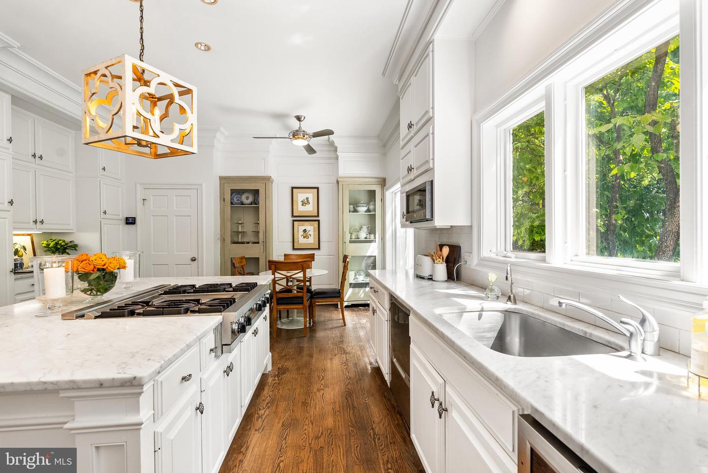 6460 KEDLESTON CT, MCLEAN, Virginia 22101, 5 Bedrooms Bedrooms, ,6 BathroomsBathrooms,Residential,For sale,6460 KEDLESTON CT,VAFX2266398 MLS # VAFX2266398