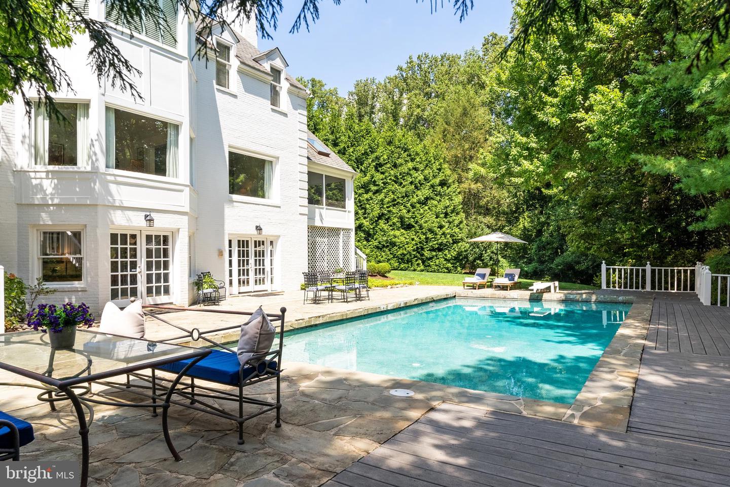 6460 KEDLESTON CT, MCLEAN, Virginia 22101, 5 Bedrooms Bedrooms, ,6 BathroomsBathrooms,Residential,For sale,6460 KEDLESTON CT,VAFX2266398 MLS # VAFX2266398