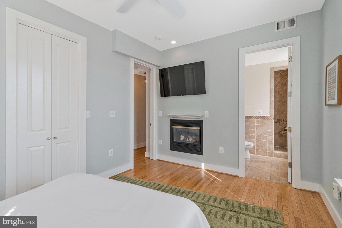1312 FLORIDA AVE NW #3, WASHINGTON, District Of Columbia 20009, 2 Bedrooms Bedrooms, ,2 BathroomsBathrooms,Residential,For sale,1312 FLORIDA AVE NW #3,DCDC2222010 MLS # DCDC2222010
