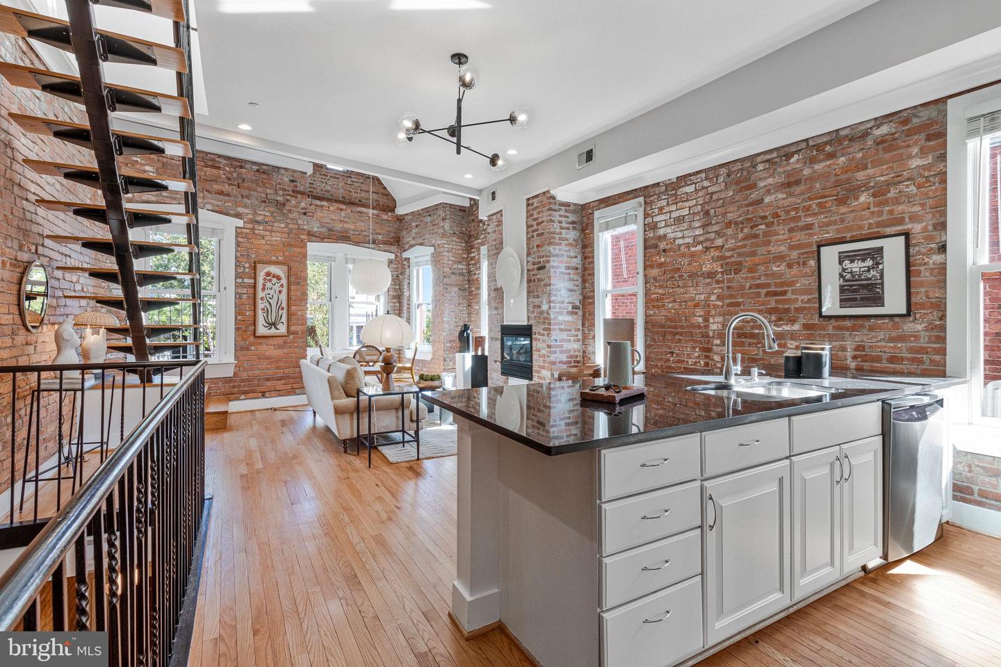1312 FLORIDA AVE NW #3, WASHINGTON, District Of Columbia 20009, 2 Bedrooms Bedrooms, ,2 BathroomsBathrooms,Residential,For sale,1312 FLORIDA AVE NW #3,DCDC2222010 MLS # DCDC2222010