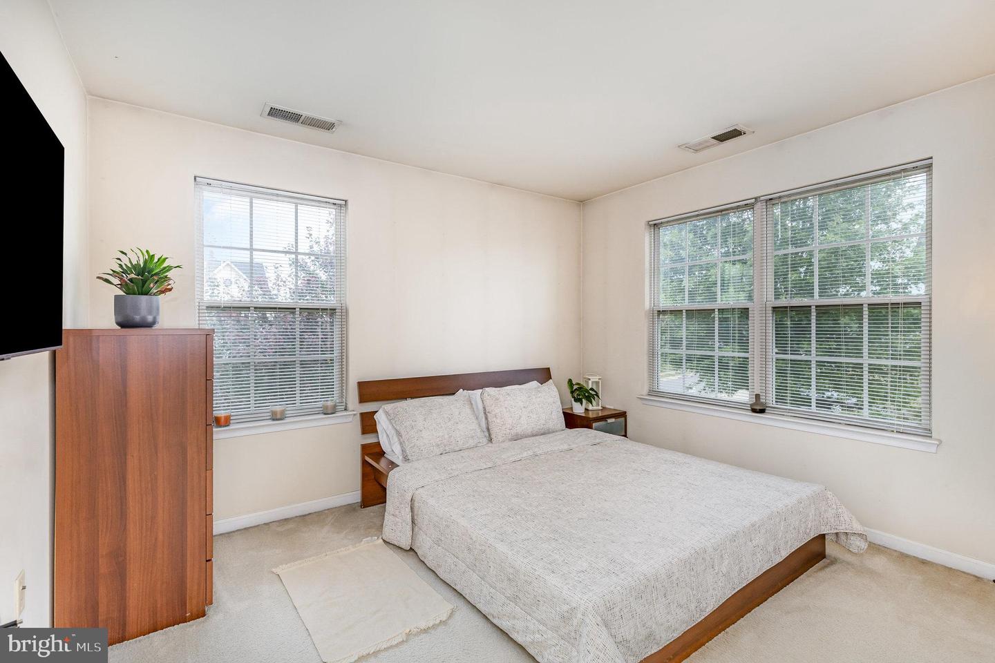 10 IVY SPRING LN, FREDERICKSBURG, Virginia 22406, 4 Bedrooms Bedrooms, ,2 BathroomsBathrooms,Residential,For sale,10 IVY SPRING LN,VAST2042632 MLS # VAST2042632 10 IVY SPRING LN, FREDERICKSBURG, Virginia 22406, 4 Bedrooms Bedrooms, ,2 BathroomsBathrooms,Residential,For sale,10 IVY SPRING LN,VAST2042632 MLS # VAST2042632