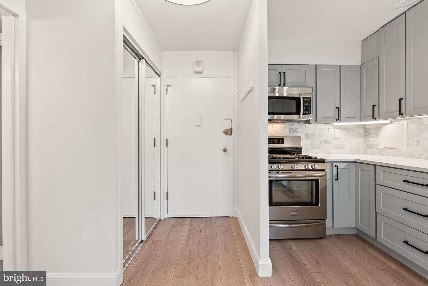 2510 VIRGINIA AVE NW #309-N, WASHINGTON, District Of Columbia 20037, ,1 BathroomBathrooms,Residential,For sale,2510 VIRGINIA AVE NW #309-N,DCDC2221292 MLS # DCDC2221292 2510 VIRGINIA AVE NW #309-N, WASHINGTON, District Of Columbia 20037, ,1 BathroomBathrooms,Residential,For sale,2510 VIRGINIA AVE NW #309-N,DCDC2221292 MLS # DCDC2221292