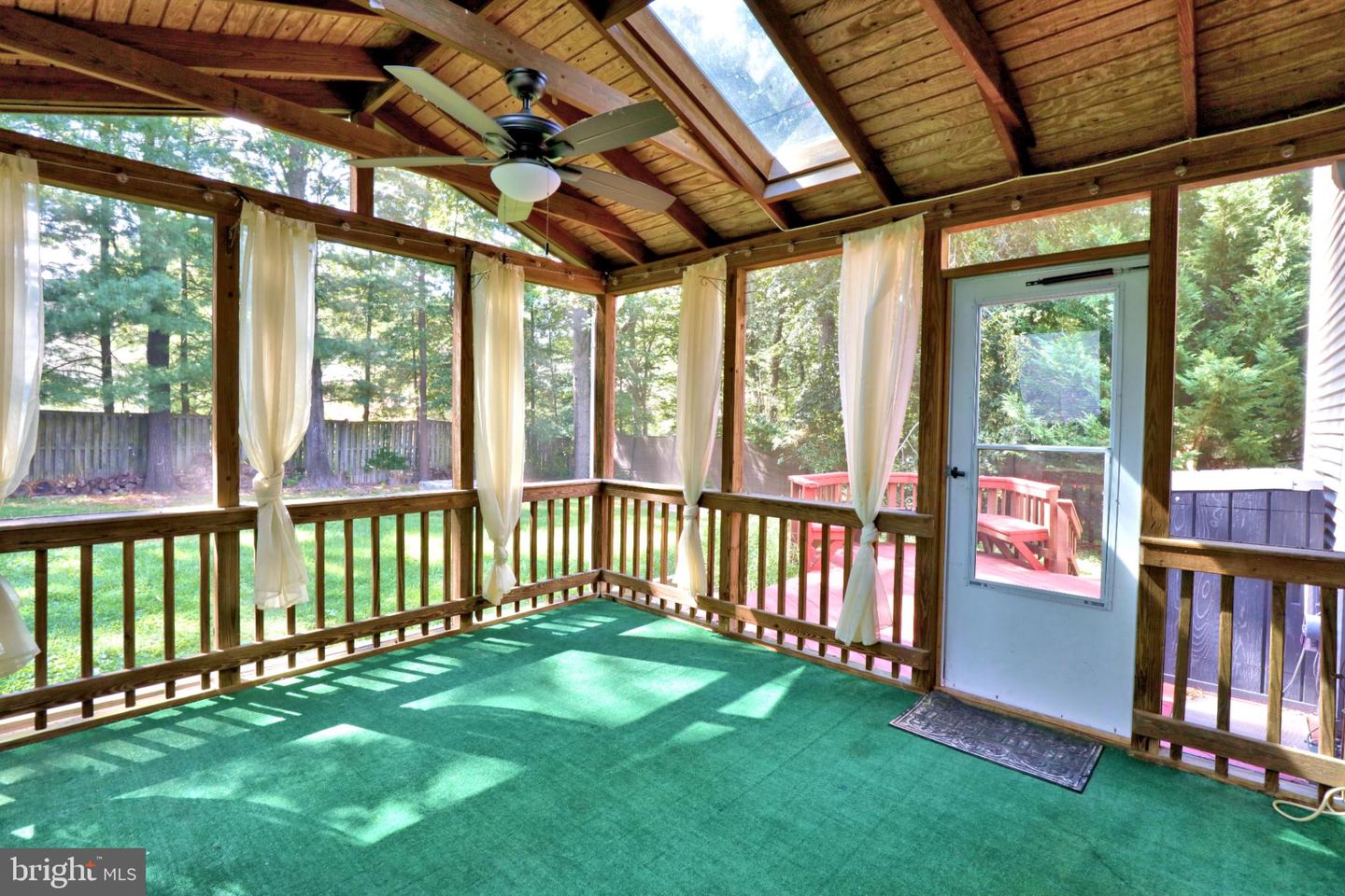 7808 TOWER WOODS DR, SPRINGFIELD, Virginia 22153, 4 Bedrooms Bedrooms, 19 Rooms Rooms,3 BathroomsBathrooms,Residential,For sale,7808 TOWER WOODS DR,VAFX2267304 MLS # VAFX2267304