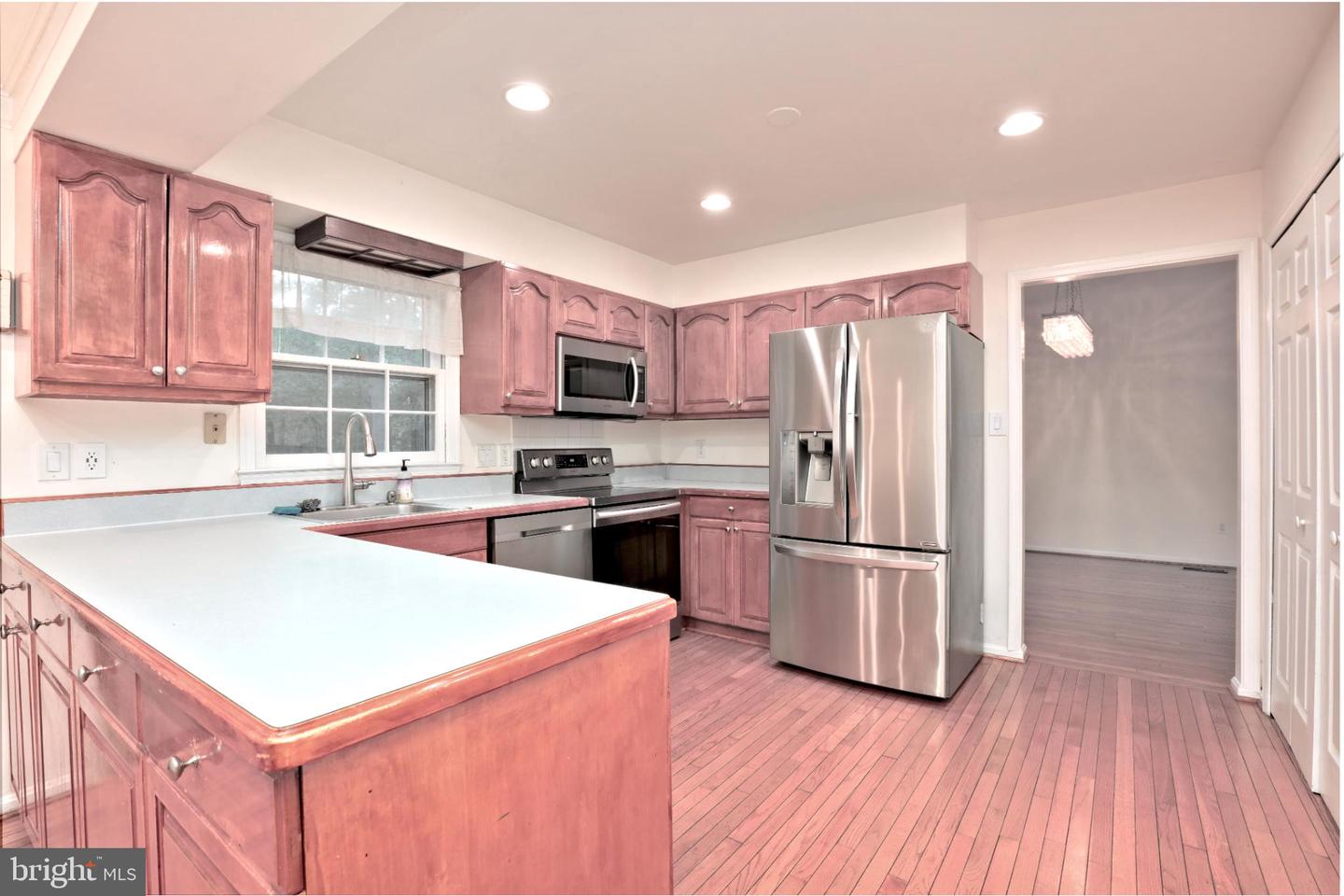 7808 TOWER WOODS DR, SPRINGFIELD, Virginia 22153, 4 Bedrooms Bedrooms, 19 Rooms Rooms,3 BathroomsBathrooms,Residential,For sale,7808 TOWER WOODS DR,VAFX2267304 MLS # VAFX2267304