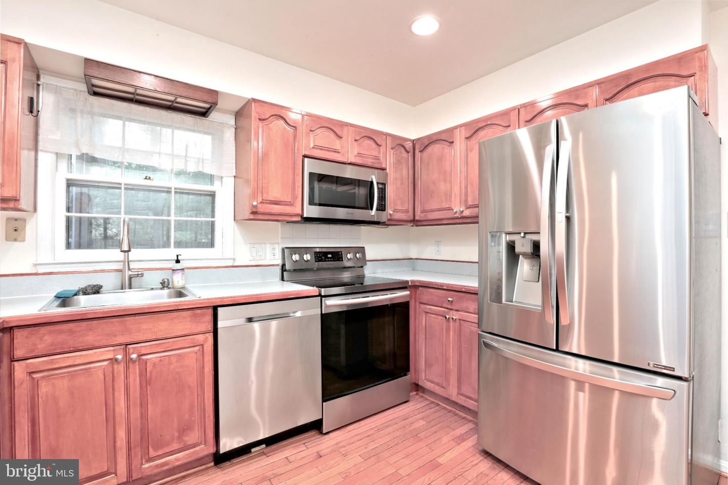 7808 TOWER WOODS DR, SPRINGFIELD, Virginia 22153, 4 Bedrooms Bedrooms, 19 Rooms Rooms,3 BathroomsBathrooms,Residential,For sale,7808 TOWER WOODS DR,VAFX2267304 MLS # VAFX2267304