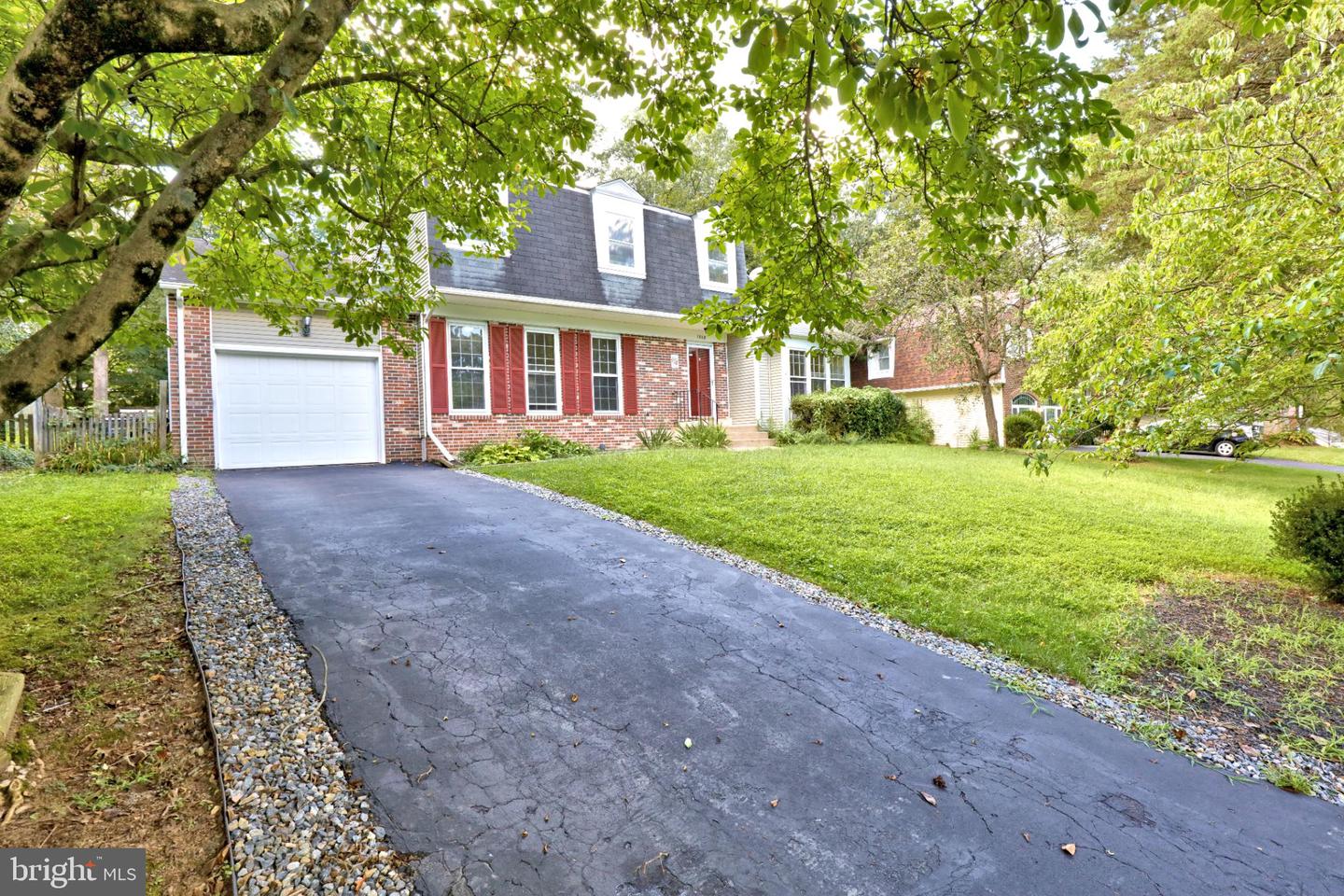 7808 TOWER WOODS DR, SPRINGFIELD, Virginia 22153, 4 Bedrooms Bedrooms, 19 Rooms Rooms,3 BathroomsBathrooms,Residential,For sale,7808 TOWER WOODS DR,VAFX2267304 MLS # VAFX2267304