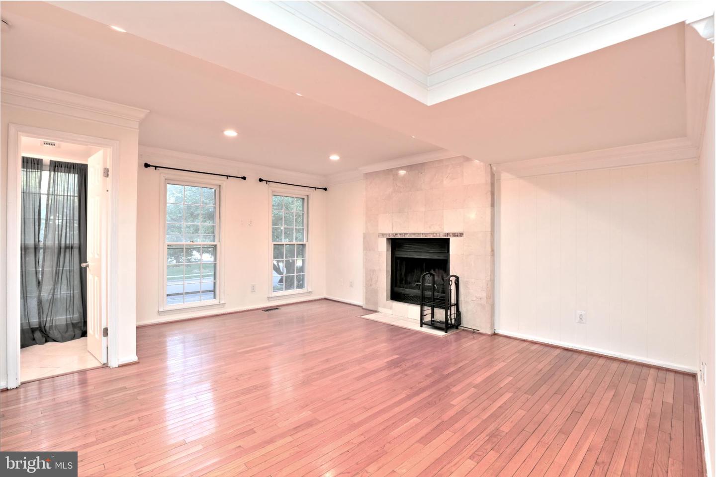 7808 TOWER WOODS DR, SPRINGFIELD, Virginia 22153, 4 Bedrooms Bedrooms, 19 Rooms Rooms,3 BathroomsBathrooms,Residential,For sale,7808 TOWER WOODS DR,VAFX2267304 MLS # VAFX2267304