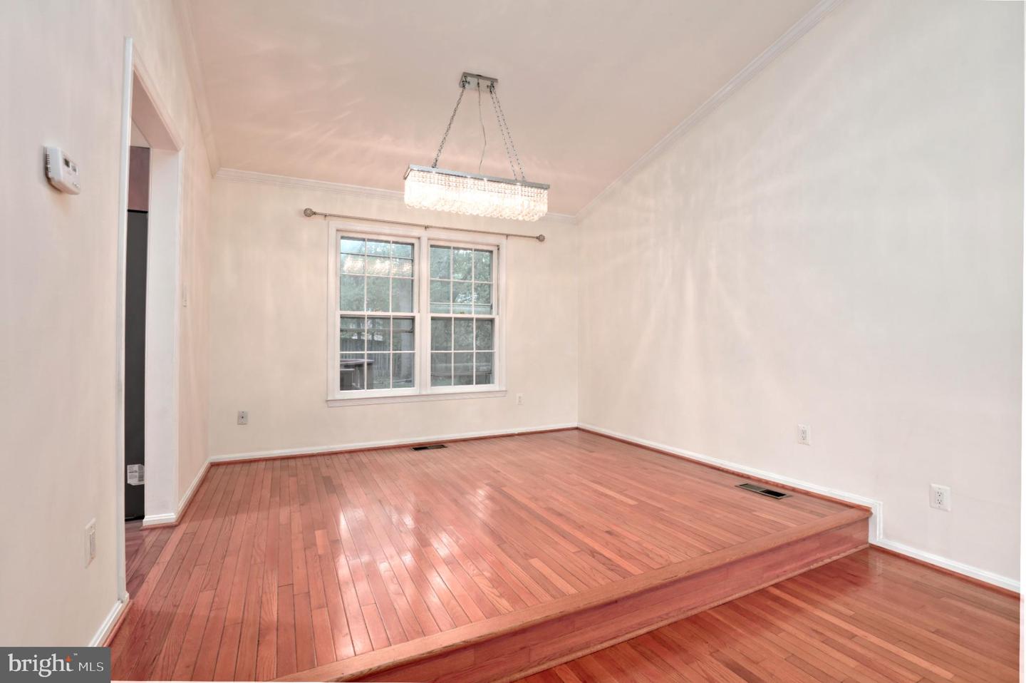 7808 TOWER WOODS DR, SPRINGFIELD, Virginia 22153, 4 Bedrooms Bedrooms, 19 Rooms Rooms,3 BathroomsBathrooms,Residential,For sale,7808 TOWER WOODS DR,VAFX2267304 MLS # VAFX2267304