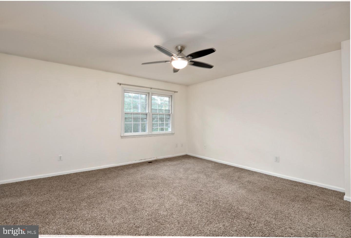 7808 TOWER WOODS DR, SPRINGFIELD, Virginia 22153, 4 Bedrooms Bedrooms, 19 Rooms Rooms,3 BathroomsBathrooms,Residential,For sale,7808 TOWER WOODS DR,VAFX2267304 MLS # VAFX2267304