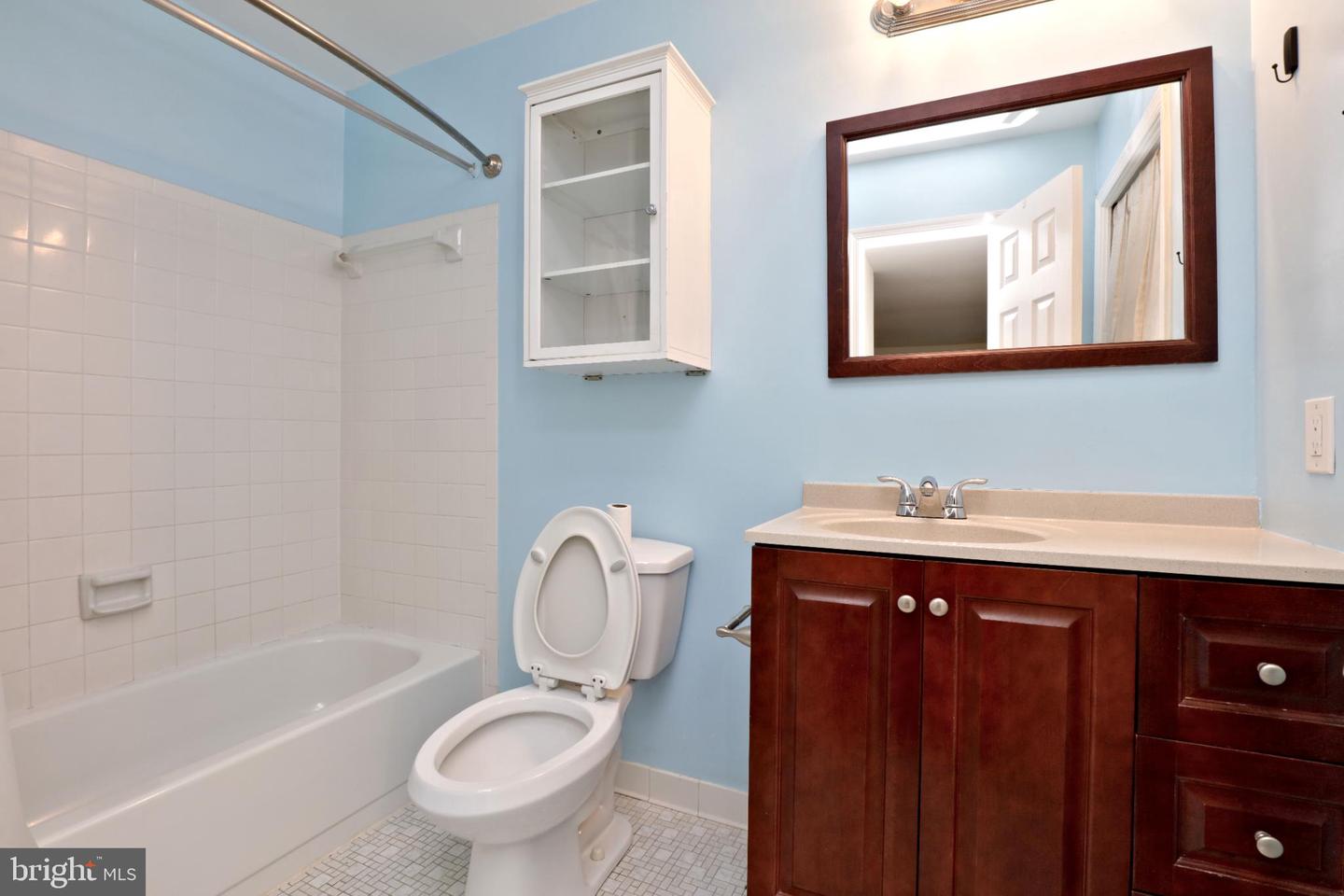 7808 TOWER WOODS DR, SPRINGFIELD, Virginia 22153, 4 Bedrooms Bedrooms, 19 Rooms Rooms,3 BathroomsBathrooms,Residential,For sale,7808 TOWER WOODS DR,VAFX2267304 MLS # VAFX2267304