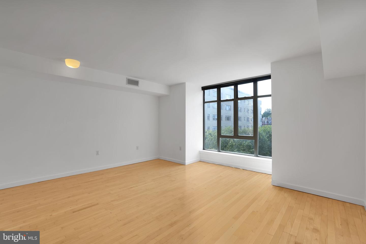 3883 CONNECTICUT AVE NW #506, WASHINGTON, District Of Columbia 20008, ,1 BathroomBathrooms,Residential,For sale,3883 CONNECTICUT AVE NW #506,DCDC2222318 MLS # DCDC2222318 3883 CONNECTICUT AVE NW #506, WASHINGTON, District Of Columbia 20008, ,1 BathroomBathrooms,Residential,For sale,3883 CONNECTICUT AVE NW #506,DCDC2222318 MLS # DCDC2222318