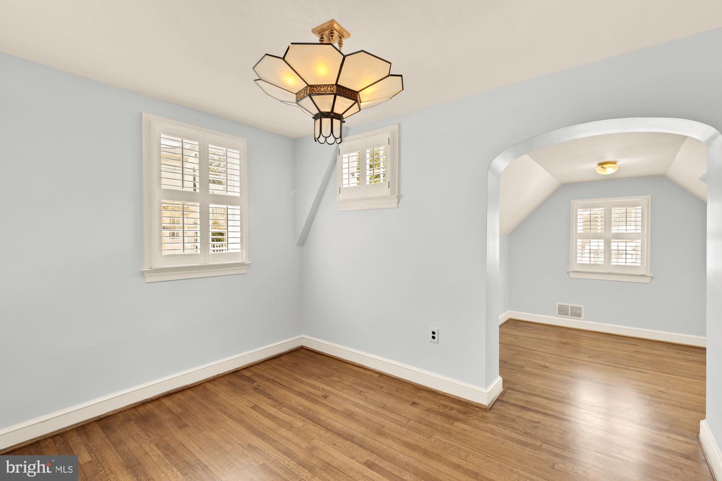 6038 FORT HUNT RD, ALEXANDRIA, Virginia 22307, 3 Bedrooms Bedrooms, ,2 BathroomsBathrooms,Residential,For sale,6038 FORT HUNT RD,VAFX2267378 MLS # VAFX2267378 6038 FORT HUNT RD, ALEXANDRIA, Virginia 22307, 3 Bedrooms Bedrooms, ,2 BathroomsBathrooms,Residential,For sale,6038 FORT HUNT RD,VAFX2267378 MLS # VAFX2267378