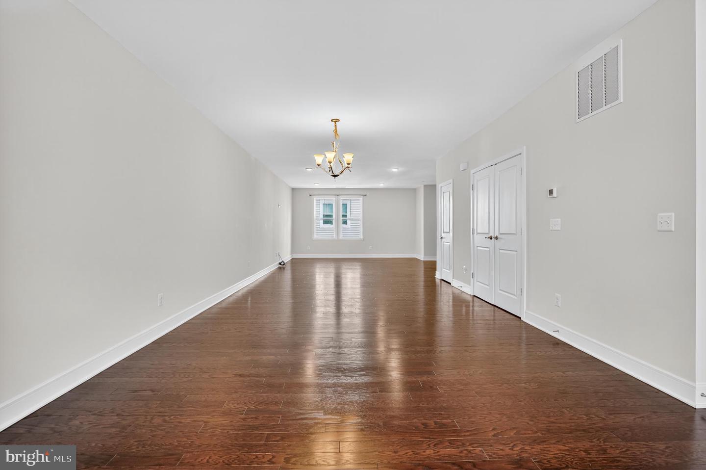 41956 PICKWICK MILL TER, ALDIE, Virginia 20105, 3 Bedrooms Bedrooms, ,2 BathroomsBathrooms,Residential,For sale,41956 PICKWICK MILL TER,VALO2106858 MLS # VALO2106858