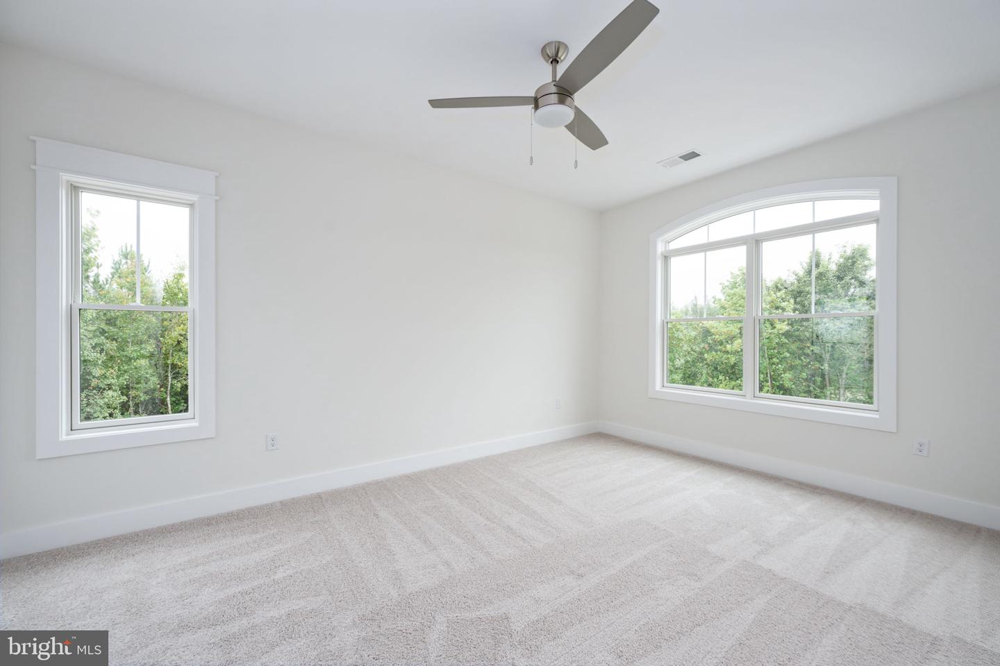 8537 HIGHCLERE LN, SPOTSYLVANIA, Virginia 22553, 4 Bedrooms Bedrooms, ,5 BathroomsBathrooms,Residential,For sale,8537 HIGHCLERE LN,VASP2036266 MLS # VASP2036266