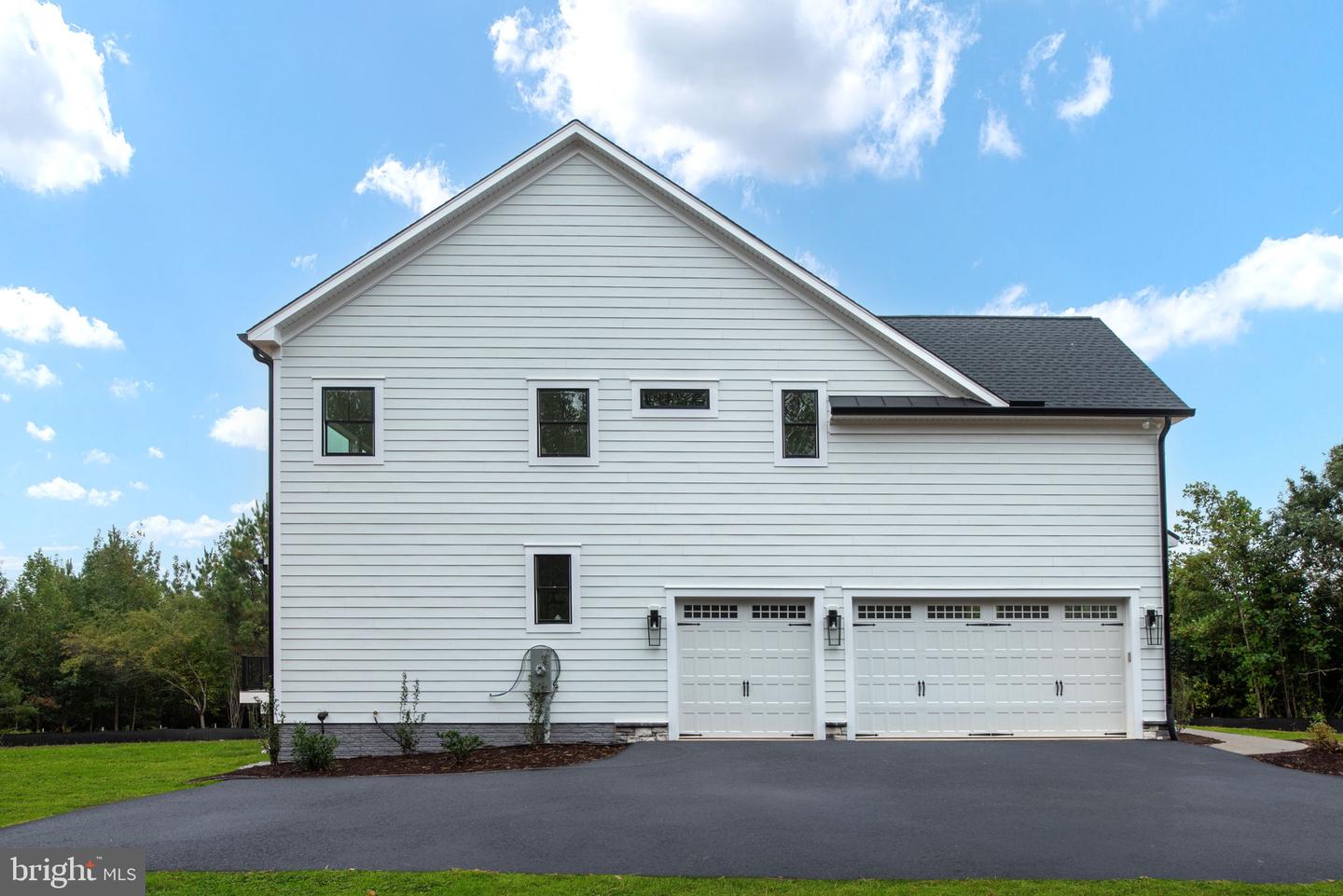 8537 HIGHCLERE LN, SPOTSYLVANIA, Virginia 22553, 4 Bedrooms Bedrooms, ,5 BathroomsBathrooms,Residential,For sale,8537 HIGHCLERE LN,VASP2036266 MLS # VASP2036266