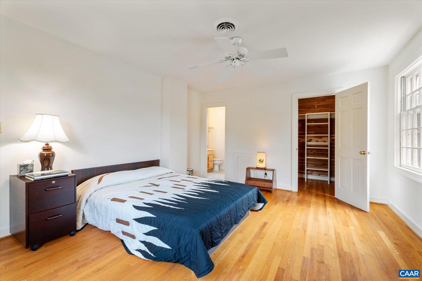 23 EDNAM VILLAGE ST, CHARLOTTESVILLE, Virginia 22903, 2 Bedrooms Bedrooms, ,2 BathroomsBathrooms,Residential,For sale,23 EDNAM VILLAGE ST,668990 MLS # 668990