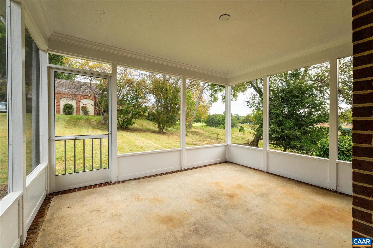 23 EDNAM VILLAGE ST, CHARLOTTESVILLE, Virginia 22903, 2 Bedrooms Bedrooms, ,2 BathroomsBathrooms,Residential,For sale,23 EDNAM VILLAGE ST,668990 MLS # 668990