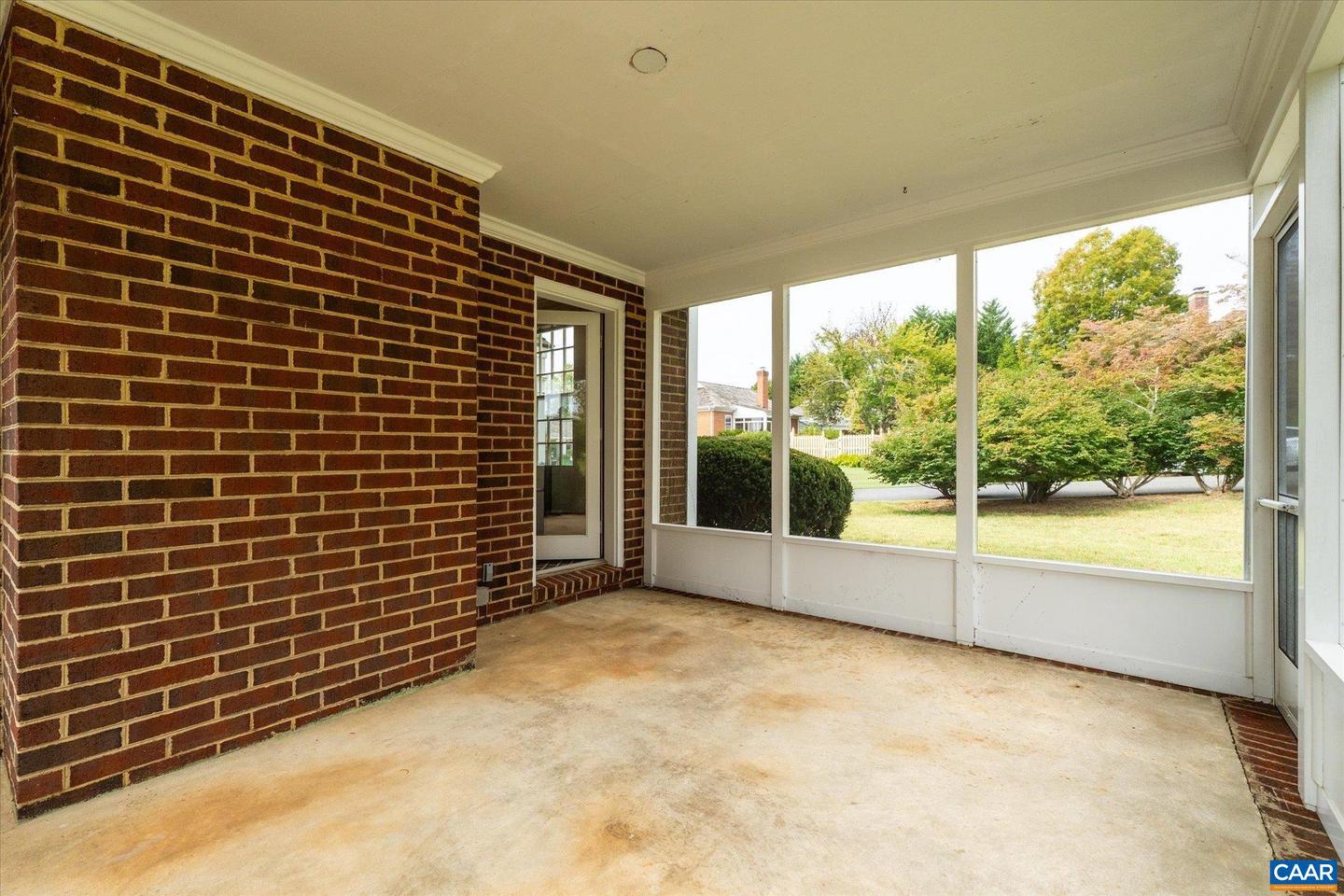 23 EDNAM VILLAGE ST, CHARLOTTESVILLE, Virginia 22903, 2 Bedrooms Bedrooms, ,2 BathroomsBathrooms,Residential,For sale,23 EDNAM VILLAGE ST,668990 MLS # 668990