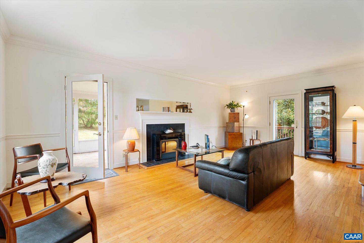 23 EDNAM VILLAGE ST, CHARLOTTESVILLE, Virginia 22903, 2 Bedrooms Bedrooms, ,2 BathroomsBathrooms,Residential,For sale,23 EDNAM VILLAGE ST,668990 MLS # 668990