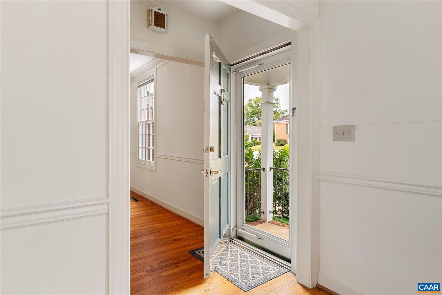 23 EDNAM VILLAGE ST, CHARLOTTESVILLE, Virginia 22903, 2 Bedrooms Bedrooms, ,2 BathroomsBathrooms,Residential,For sale,23 EDNAM VILLAGE ST,668990 MLS # 668990