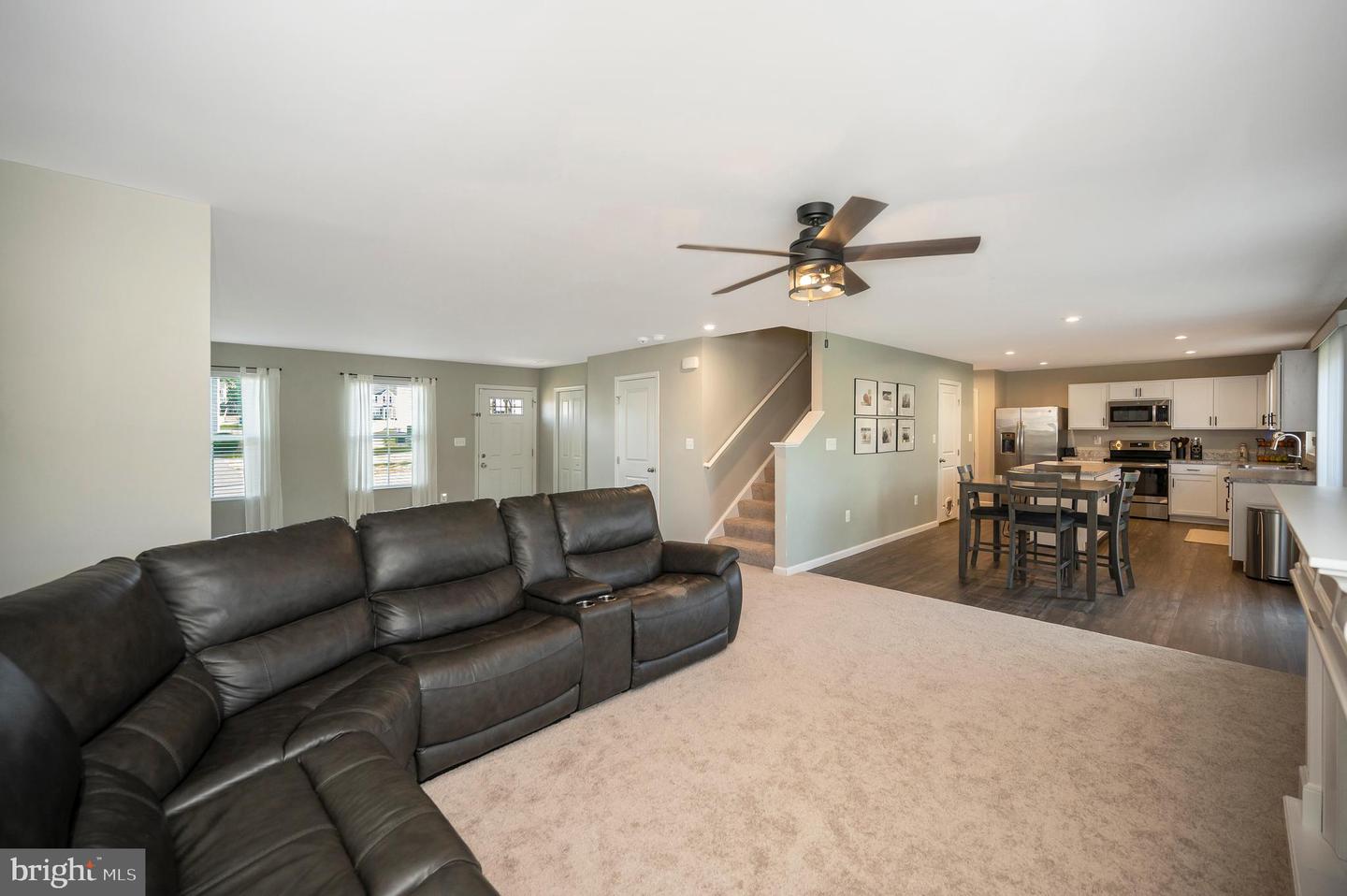 2188 MALLARD LN, LOCUST GROVE, Virginia 22508, 5 Bedrooms Bedrooms, ,2 BathroomsBathrooms,Residential,For sale,2188 MALLARD LN,VAOR2012296 MLS # VAOR2012296