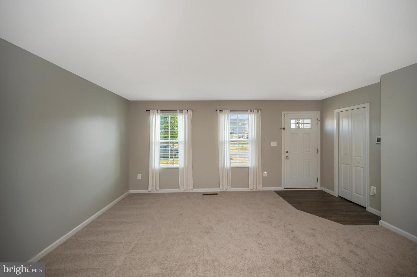 2188 MALLARD LN, LOCUST GROVE, Virginia 22508, 5 Bedrooms Bedrooms, ,2 BathroomsBathrooms,Residential,For sale,2188 MALLARD LN,VAOR2012296 MLS # VAOR2012296