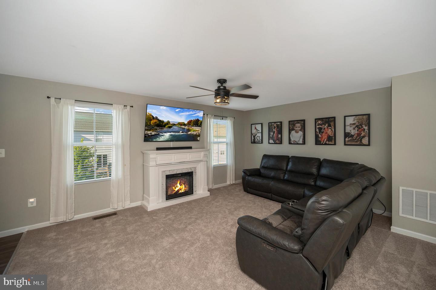 2188 MALLARD LN, LOCUST GROVE, Virginia 22508, 5 Bedrooms Bedrooms, ,2 BathroomsBathrooms,Residential,For sale,2188 MALLARD LN,VAOR2012296 MLS # VAOR2012296