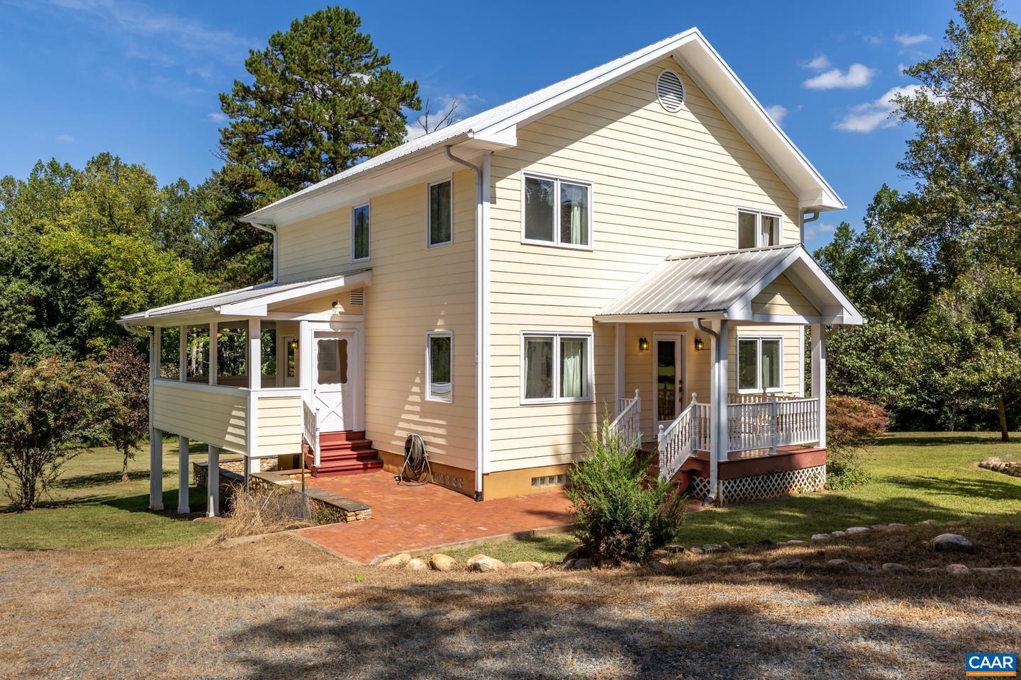 150 LYNX FARM LN, CHARLOTTESVILLE, Virginia 22903, 3 Bedrooms Bedrooms, ,4 BathroomsBathrooms,Residential,For sale,150 LYNX FARM LN,669030 MLS # 669030