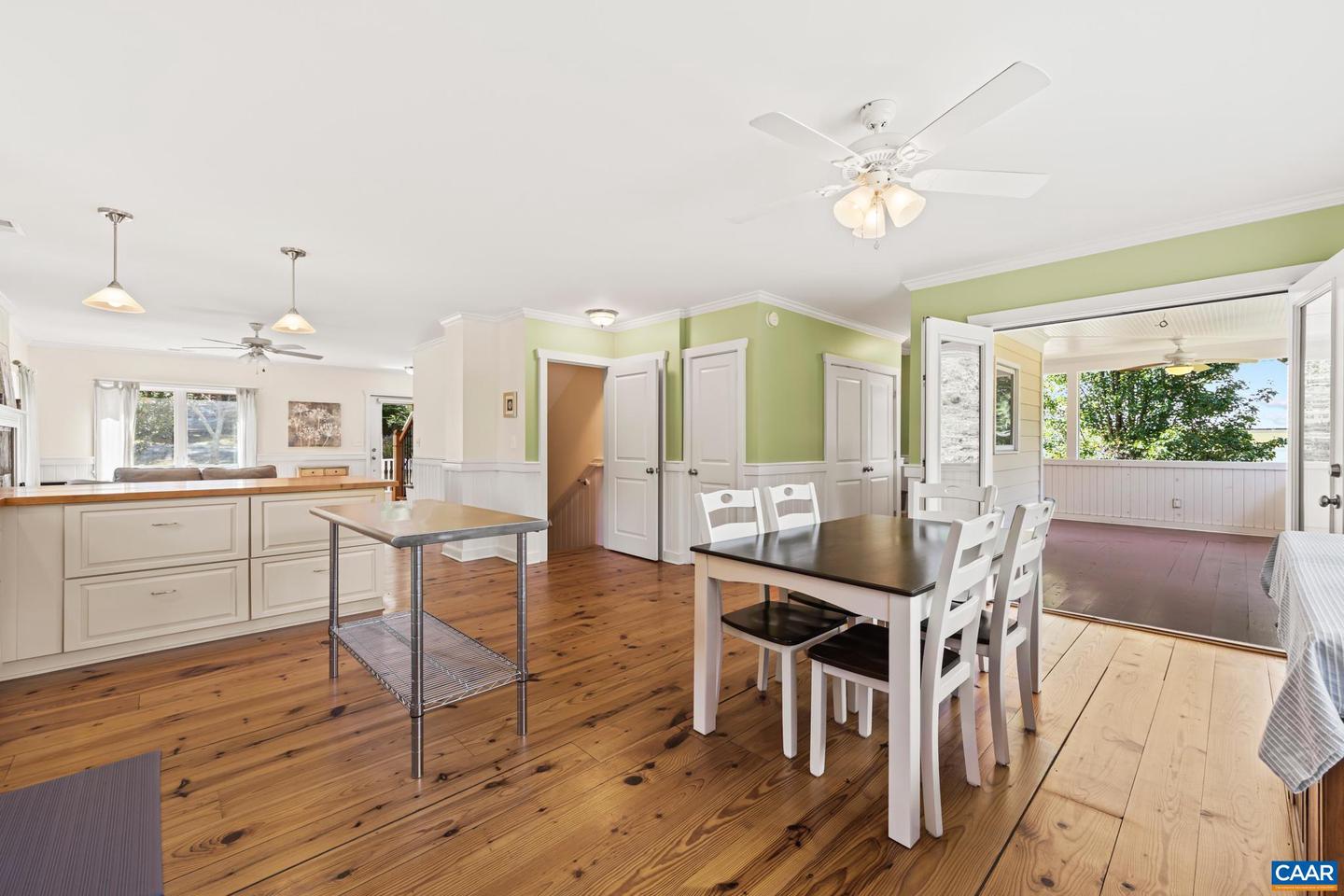 150 LYNX FARM LN, CHARLOTTESVILLE, Virginia 22903, 3 Bedrooms Bedrooms, ,4 BathroomsBathrooms,Residential,For sale,150 LYNX FARM LN,669030 MLS # 669030