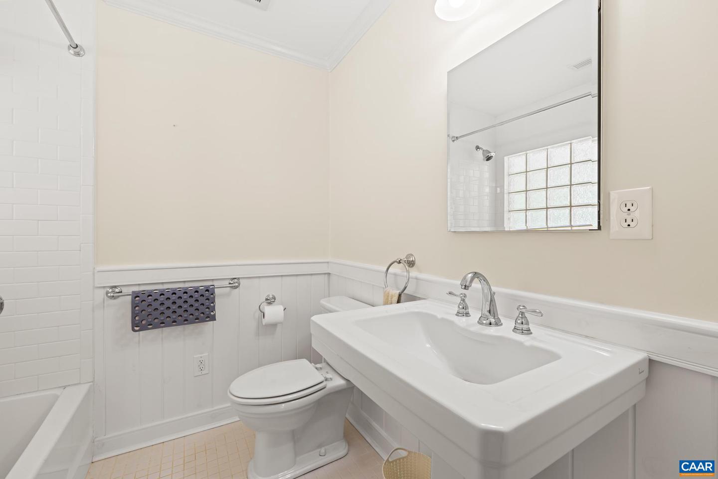 150 LYNX FARM LN, CHARLOTTESVILLE, Virginia 22903, 3 Bedrooms Bedrooms, ,4 BathroomsBathrooms,Residential,For sale,150 LYNX FARM LN,669030 MLS # 669030