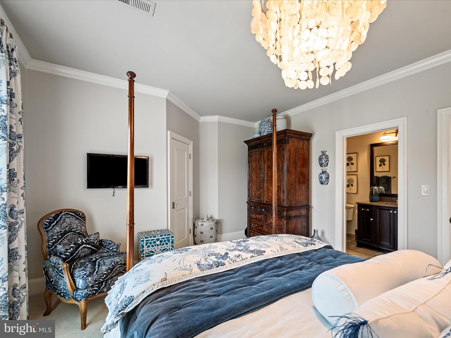 22360 WILSON MEADOWS LN, ALDIE, Virginia 20105, 4 Bedrooms Bedrooms, ,5 BathroomsBathrooms,Residential,For sale,22360 WILSON MEADOWS LN,VALO2106734 MLS # VALO2106734