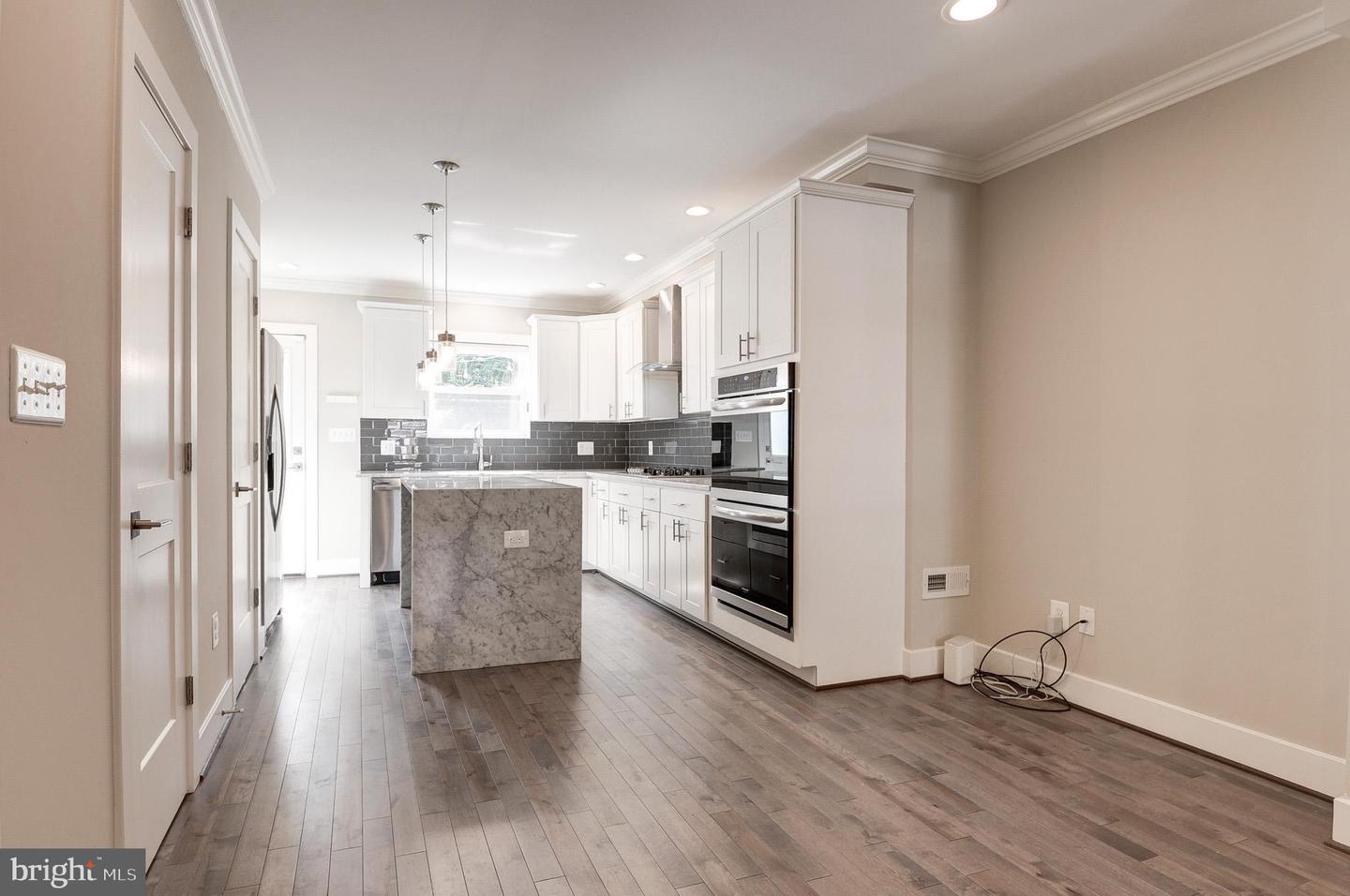 543 23RD PL NE, WASHINGTON, District Of Columbia 20002, 4 Bedrooms Bedrooms, 8 Rooms Rooms,3 BathroomsBathrooms,Residential,For sale,543 23RD PL NE,DCDC2222314 MLS # DCDC2222314