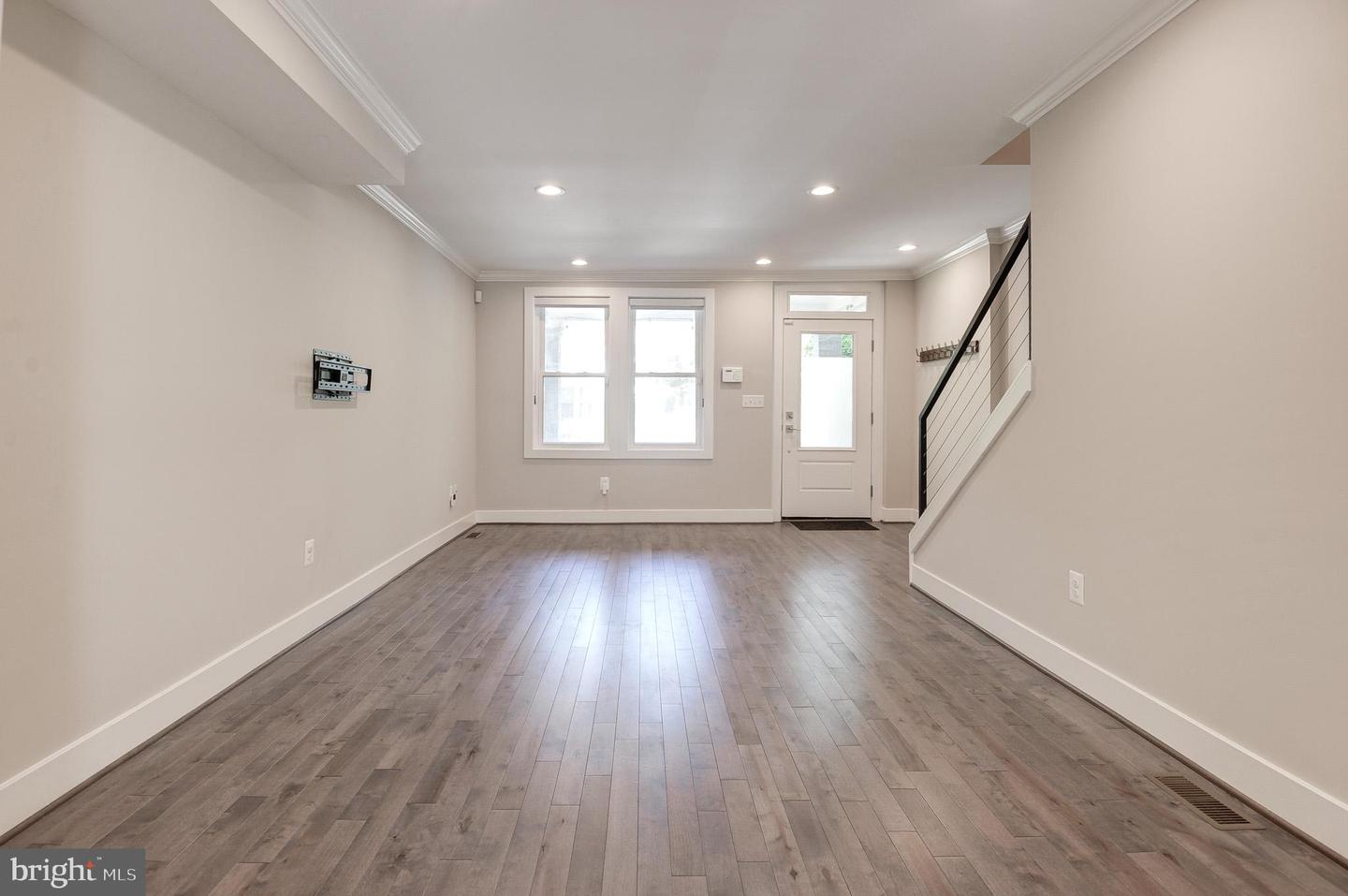543 23RD PL NE, WASHINGTON, District Of Columbia 20002, 4 Bedrooms Bedrooms, 8 Rooms Rooms,3 BathroomsBathrooms,Residential,For sale,543 23RD PL NE,DCDC2222314 MLS # DCDC2222314