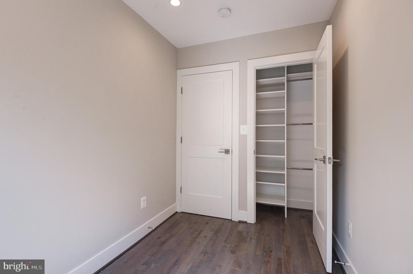 543 23RD PL NE, WASHINGTON, District Of Columbia 20002, 4 Bedrooms Bedrooms, 8 Rooms Rooms,3 BathroomsBathrooms,Residential,For sale,543 23RD PL NE,DCDC2222314 MLS # DCDC2222314