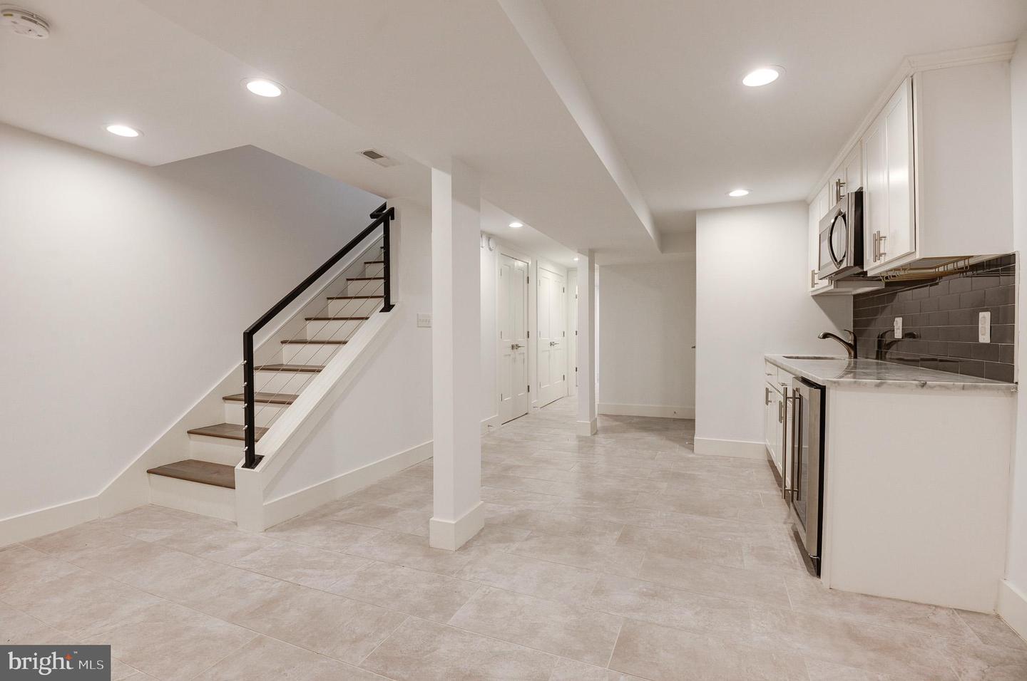543 23RD PL NE, WASHINGTON, District Of Columbia 20002, 4 Bedrooms Bedrooms, 8 Rooms Rooms,3 BathroomsBathrooms,Residential,For sale,543 23RD PL NE,DCDC2222314 MLS # DCDC2222314