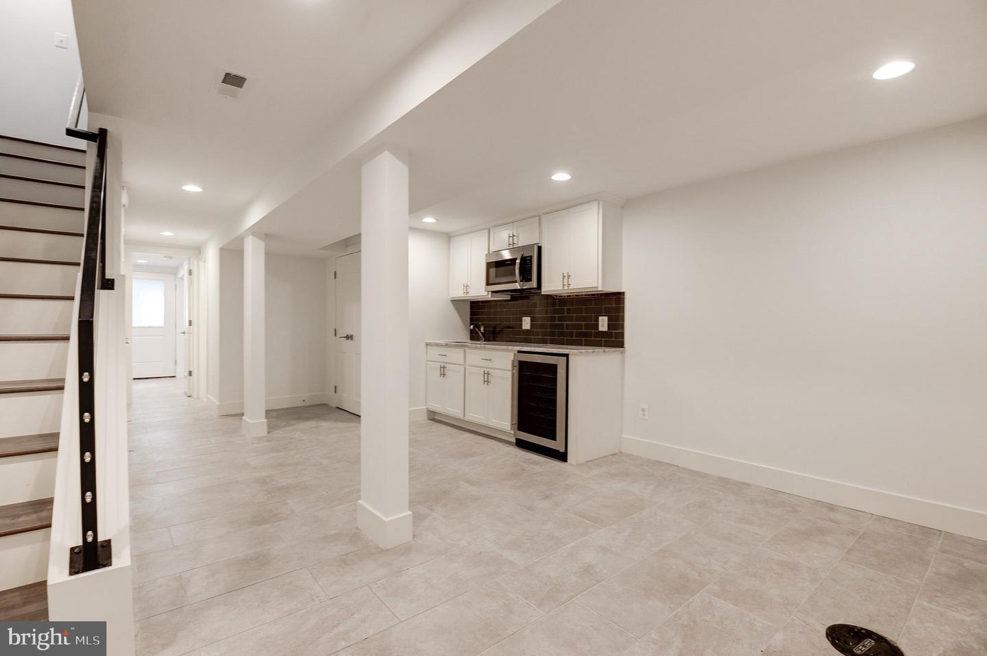 543 23RD PL NE, WASHINGTON, District Of Columbia 20002, 4 Bedrooms Bedrooms, 8 Rooms Rooms,3 BathroomsBathrooms,Residential,For sale,543 23RD PL NE,DCDC2222314 MLS # DCDC2222314