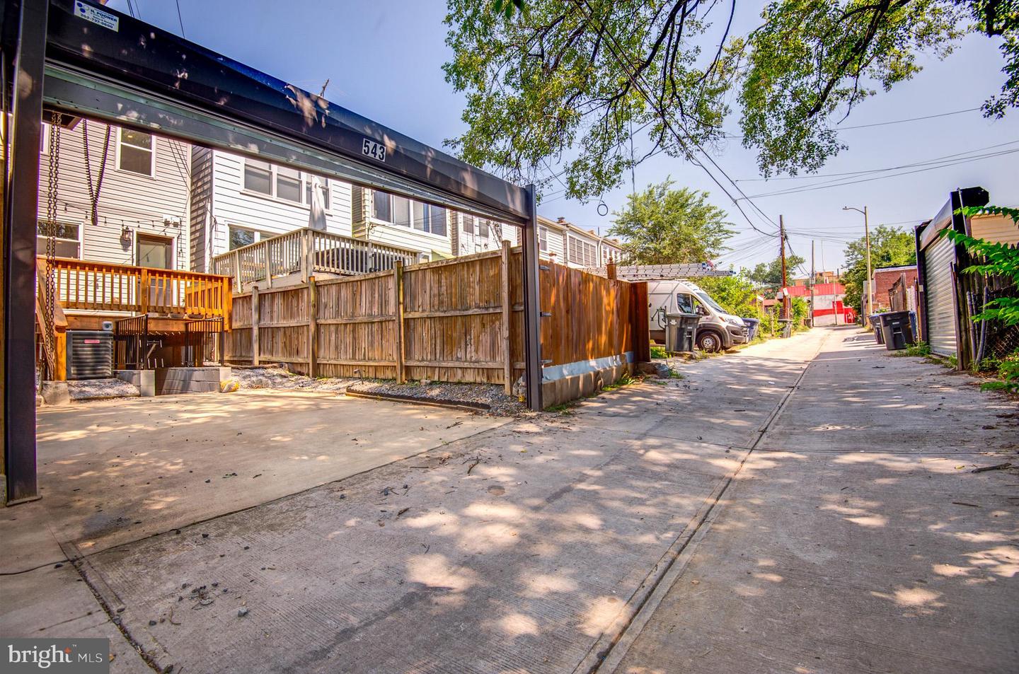 543 23RD PL NE, WASHINGTON, District Of Columbia 20002, 4 Bedrooms Bedrooms, 8 Rooms Rooms,3 BathroomsBathrooms,Residential,For sale,543 23RD PL NE,DCDC2222314 MLS # DCDC2222314