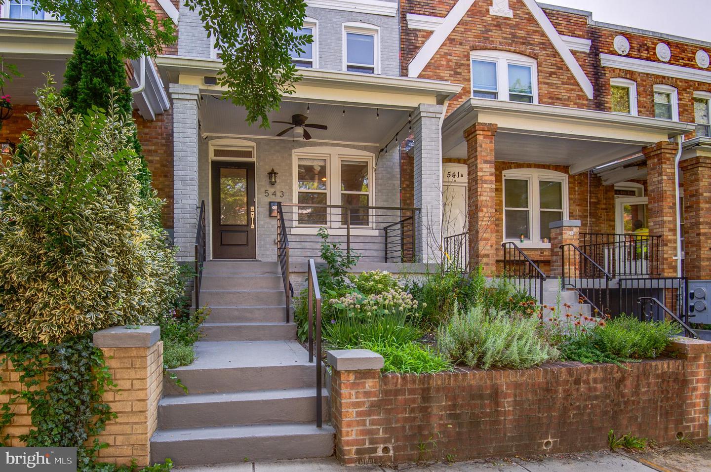 543 23RD PL NE, WASHINGTON, District Of Columbia 20002, 4 Bedrooms Bedrooms, 8 Rooms Rooms,3 BathroomsBathrooms,Residential,For sale,543 23RD PL NE,DCDC2222314 MLS # DCDC2222314