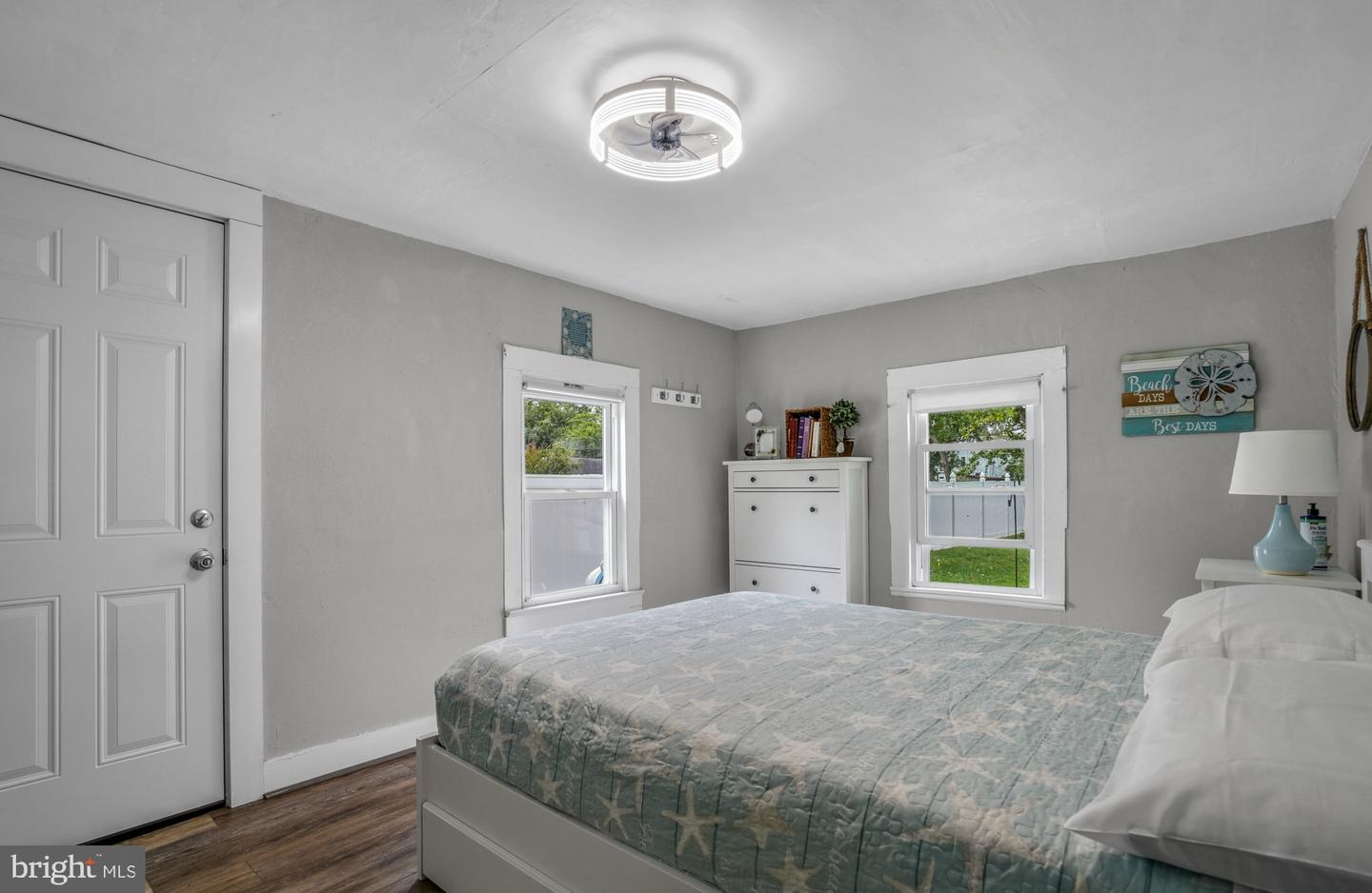 6286 SMITH ST, CHINCOTEAGUE ISLAND, Virginia 23336, 3 Bedrooms Bedrooms, ,1 BathroomBathrooms,Residential,For sale,6286 SMITH ST,VAAC2002254 MLS # VAAC2002254