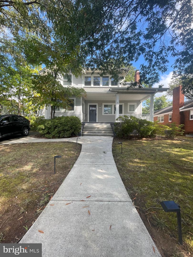 407 N BRYAN ST, ARLINGTON, Virginia 22201, 4 Bedrooms Bedrooms, ,2 BathroomsBathrooms,Residential,For sale,407 N BRYAN ST,VAAR2063666 MLS # VAAR2063666