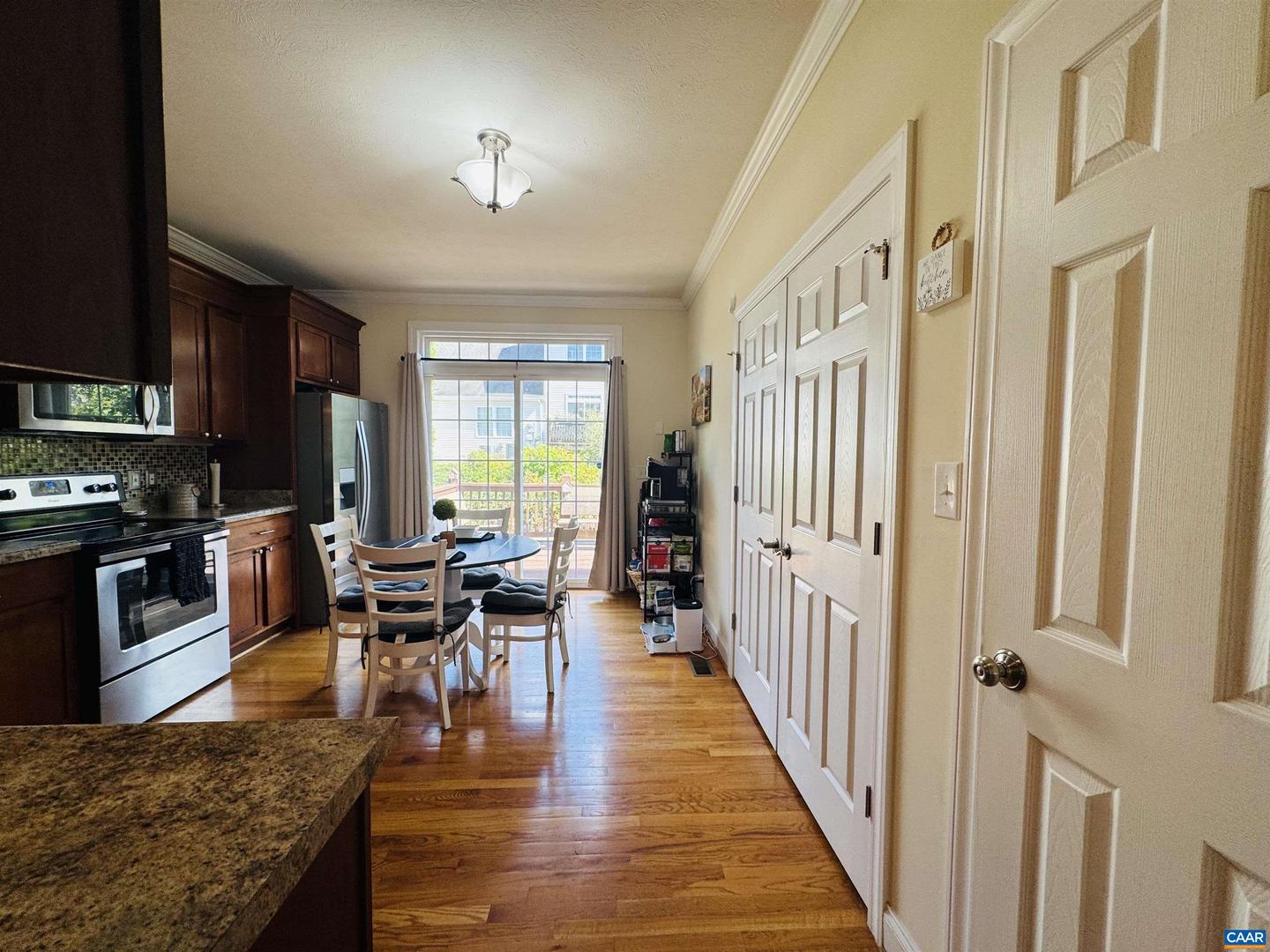 20 E PARK VIEW DR, STAUNTON, Virginia 24401, 3 Bedrooms Bedrooms, ,2 BathroomsBathrooms,Residential,For sale,20 E PARK VIEW DR,669032 MLS # 669032 20 E PARK VIEW DR, STAUNTON, Virginia 24401, 3 Bedrooms Bedrooms, ,2 BathroomsBathrooms,Residential,For sale,20 E PARK VIEW DR,669032 MLS # 669032