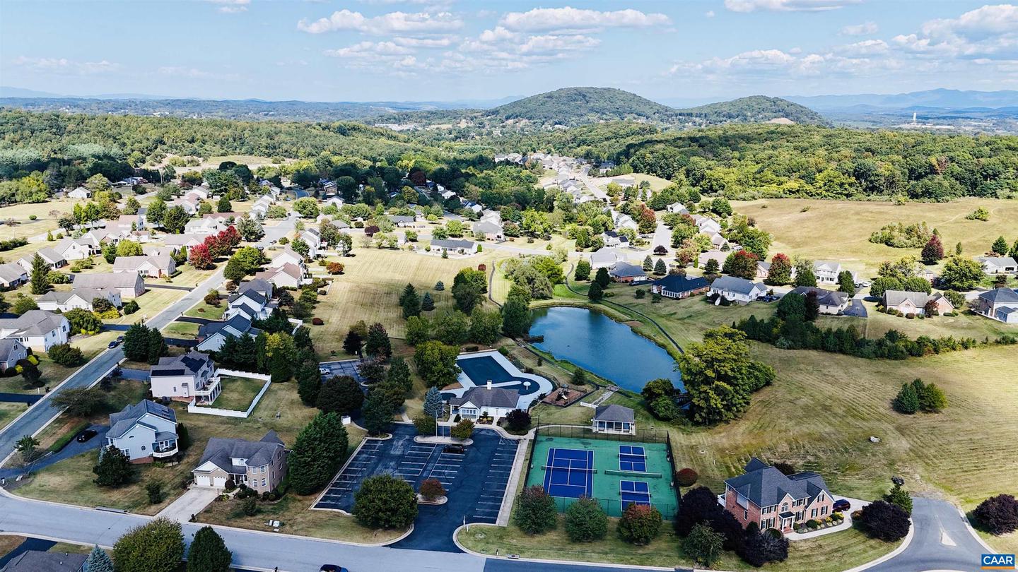 20 E PARK VIEW DR, STAUNTON, Virginia 24401, 3 Bedrooms Bedrooms, ,2 BathroomsBathrooms,Residential,For sale,20 E PARK VIEW DR,669032 MLS # 669032 20 E PARK VIEW DR, STAUNTON, Virginia 24401, 3 Bedrooms Bedrooms, ,2 BathroomsBathrooms,Residential,For sale,20 E PARK VIEW DR,669032 MLS # 669032