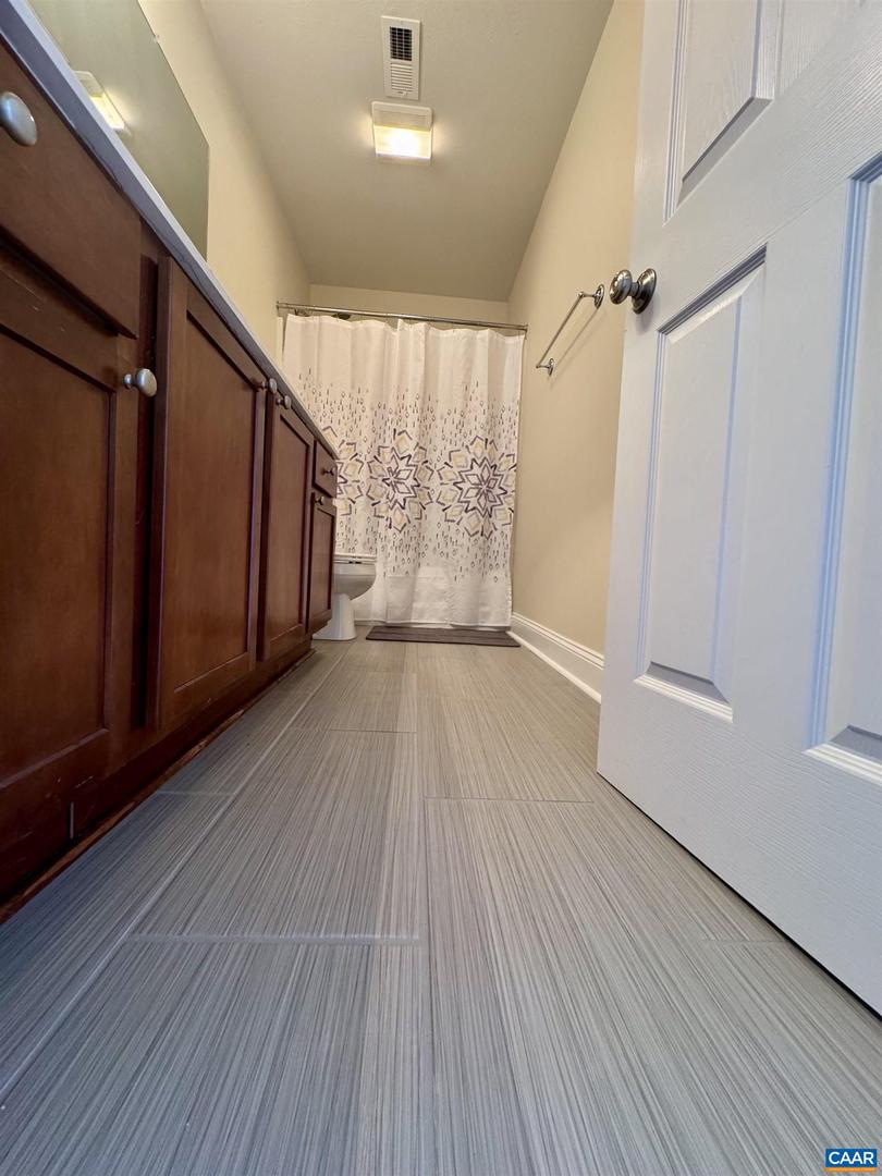 20 E PARK VIEW DR, STAUNTON, Virginia 24401, 3 Bedrooms Bedrooms, ,2 BathroomsBathrooms,Residential,For sale,20 E PARK VIEW DR,669032 MLS # 669032 20 E PARK VIEW DR, STAUNTON, Virginia 24401, 3 Bedrooms Bedrooms, ,2 BathroomsBathrooms,Residential,For sale,20 E PARK VIEW DR,669032 MLS # 669032
