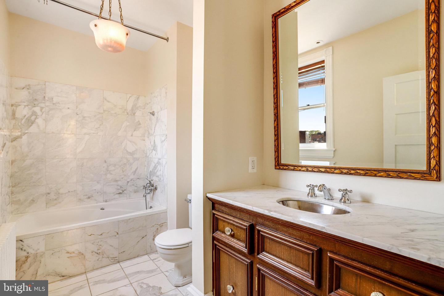 1633 16TH ST NW, WASHINGTON, District Of Columbia 20009, 12 Bedrooms Bedrooms, ,10 BathroomsBathrooms,Residential,For sale,1633 16TH ST NW,DCDC2222596 MLS # DCDC2222596