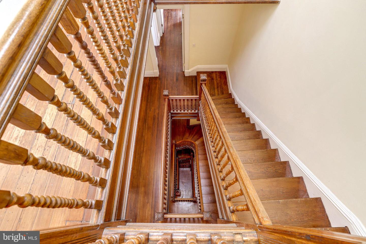 1633 16TH ST NW, WASHINGTON, District Of Columbia 20009, 12 Bedrooms Bedrooms, ,10 BathroomsBathrooms,Residential,For sale,1633 16TH ST NW,DCDC2222596 MLS # DCDC2222596