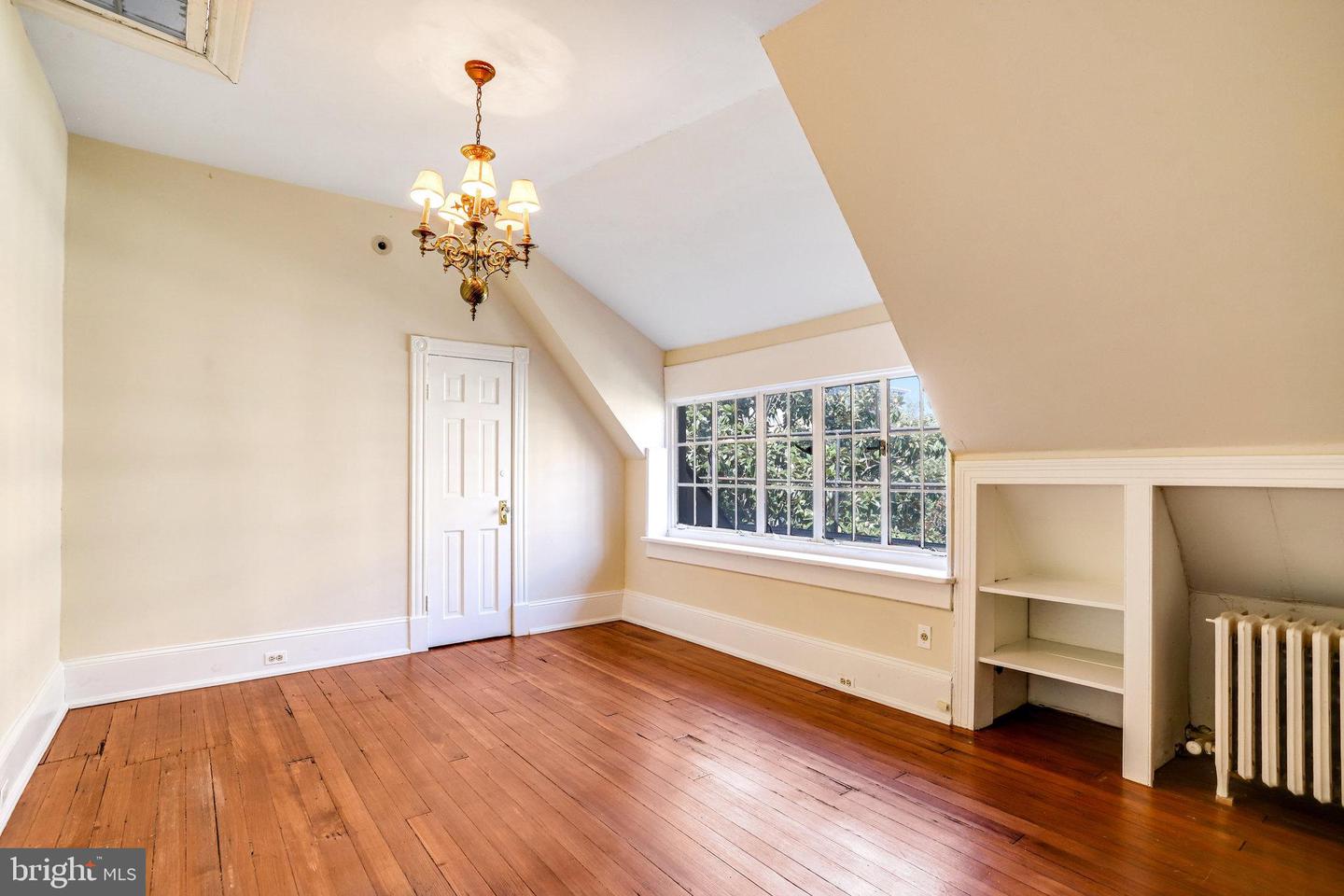 1633 16TH ST NW, WASHINGTON, District Of Columbia 20009, 12 Bedrooms Bedrooms, ,10 BathroomsBathrooms,Residential,For sale,1633 16TH ST NW,DCDC2222596 MLS # DCDC2222596
