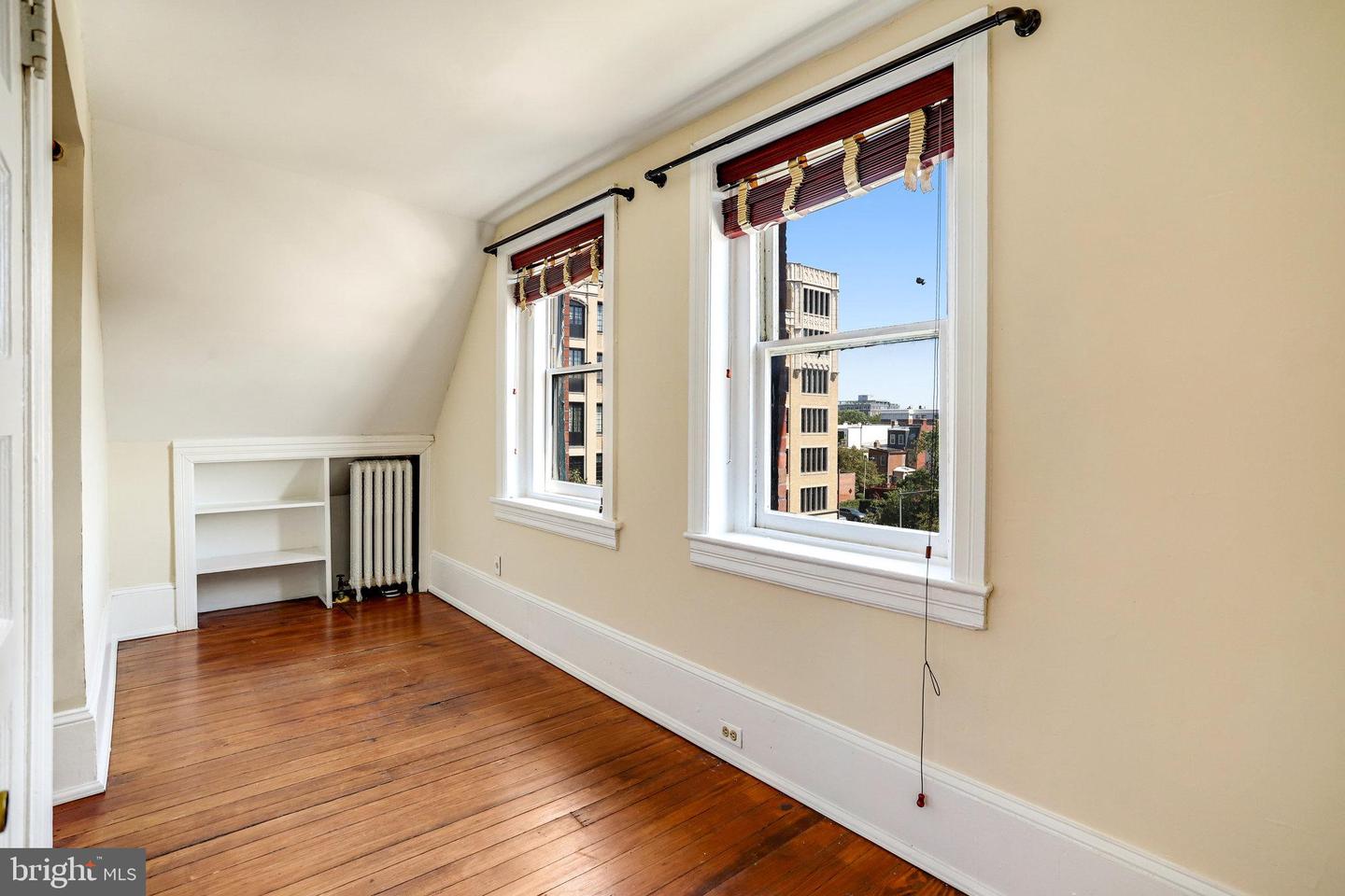 1633 16TH ST NW, WASHINGTON, District Of Columbia 20009, 12 Bedrooms Bedrooms, ,10 BathroomsBathrooms,Residential,For sale,1633 16TH ST NW,DCDC2222596 MLS # DCDC2222596