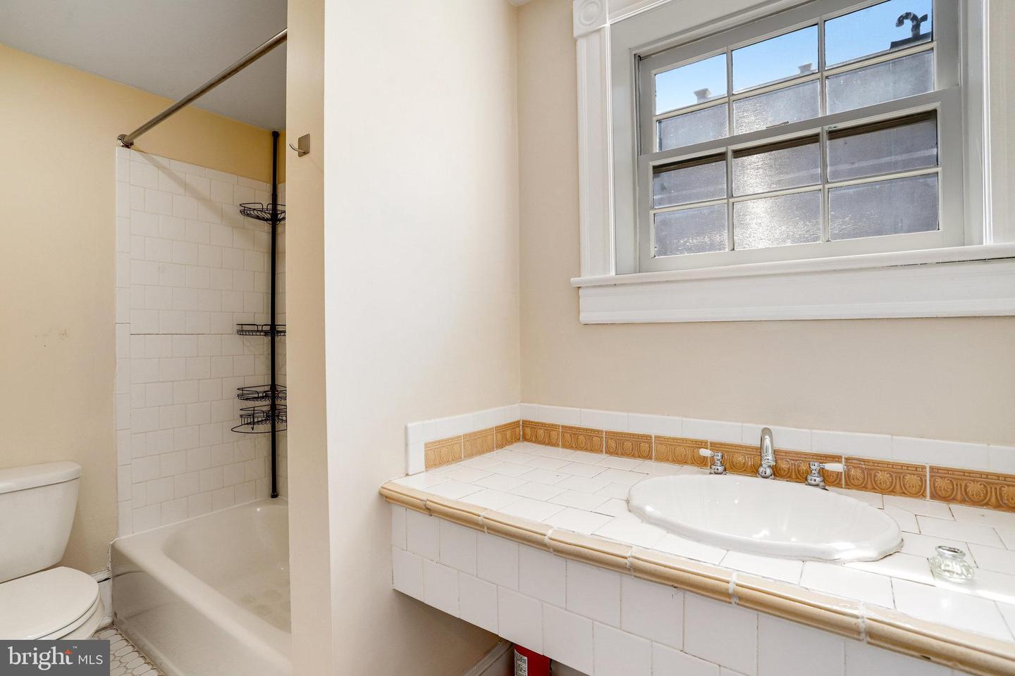 1633 16TH ST NW, WASHINGTON, District Of Columbia 20009, 12 Bedrooms Bedrooms, ,10 BathroomsBathrooms,Residential,For sale,1633 16TH ST NW,DCDC2222596 MLS # DCDC2222596