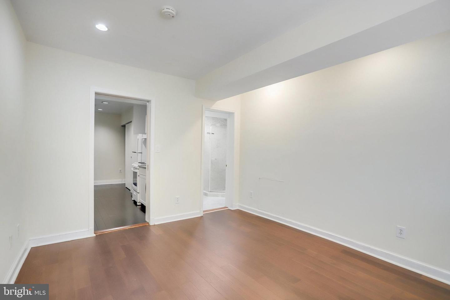 1633 16TH ST NW, WASHINGTON, District Of Columbia 20009, 12 Bedrooms Bedrooms, ,10 BathroomsBathrooms,Residential,For sale,1633 16TH ST NW,DCDC2222596 MLS # DCDC2222596